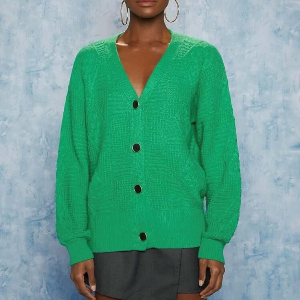 NEVER WORN Solid Button Front Cardigan